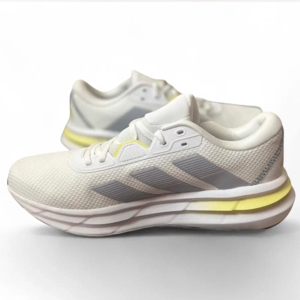 NWT Adidas Women’s Galaxy 7 Running Shoes Size US Women’s 9 - Picture 3 of 7